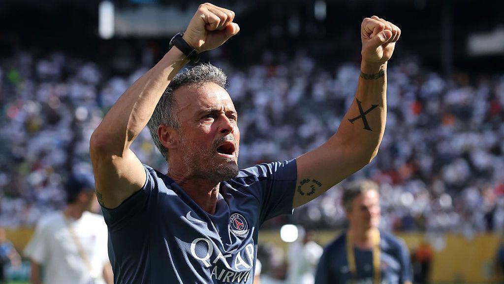 PSG: Gã nhà giàu nước Pháp thâu tóm thế giới bóng đá